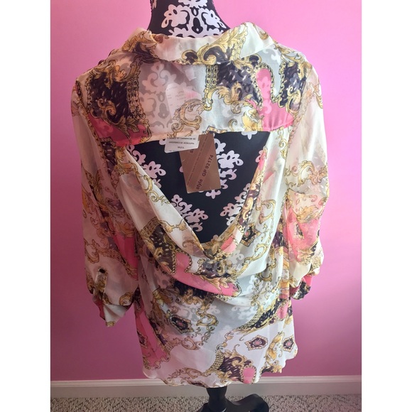 Patterned button down blouse - Picture 2 of 2